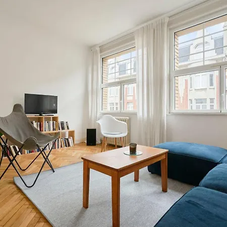 Character 2-Bedroom Apartment In The City Center Rijsel Buitenkant foto