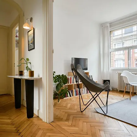 Character 2-Bedroom Apartment In The City Center Rijsel Buitenkant foto