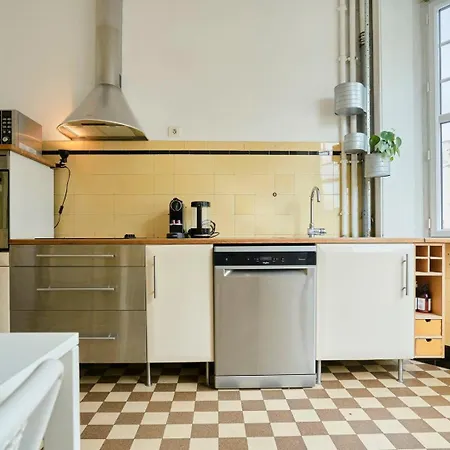 Character 2-Bedroom Apartment In The City Center Rijsel Buitenkant foto